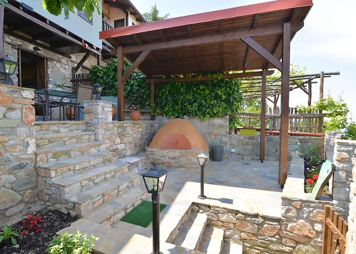 To Patriko Mas Guesthouse-2
